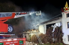 γκρεμισμενο σπιτι μετα απο εκρηξη