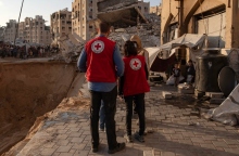 Ερυθρός Σταυρός, Χαμάς και μια ομάδα από την Αίγυπτο ψάχνουν στη Γάζα για σορούς ομήρων