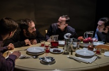 «Καλά, εσύ σκοτώθηκες νωρίς» στο Σύγχρονο Θέατρο