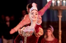 Η Ελληνίδα πρίμα μπαλαρίνα Αντιγόνη Τσιούλη