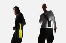 Η νέα θήκη iPhone Pocket της Apple, αξίας έως 230 δολαρίων, προκαλεί αντιδράσεις για την τιμή της και διχάζει τους χρήστες του διαδικτύου.