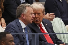 Ο Τραμπ στέλνει τον Γουίτκοφ στη Μόσχα για συνάντηση με τον Πούτιν