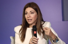 Η υπουργός Παιδείας, Σοφία Ζαχαράκη 