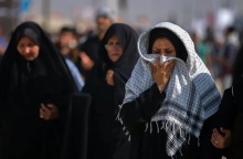 γυναίκες με μαντίλα	