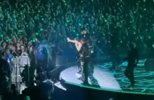 Η Lady Gaga διέκοψε συναυλία της