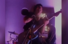 Τραγουδιστής υπέστη ηλεκτροπληξία κατά τη διάρκεια συναυλίας  