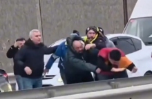 επίθεση οπαδών της Φενερμπαχτσέ σε οπαδό της Γαλατάσαραϊ