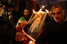 Σε κρίσιμο σταυροδρόμι το Ιράν: Τα τέσσερα πιθανά σενάρια για την Ισλαμική Δημοκρατία