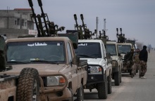 Επεκτείνονται οι συγκρούσεις στη Συρία - Απαγόρευση κυκλοφορίας και στη Ράκα