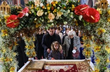 Πάσχα 2023 - Χανιά: Μεθυσμένος οδηγός έπεσε πάνω στην πομπή του Επιταφίου - Δύο τραυματίες