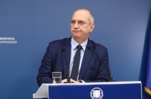 O Γιάννης Οικονόμου