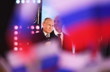 Ο Πούτιν πιέζει τη Λευκορωσία; Έφτασε στο Μινσκ για συνομιλίες με τον Λουκασένκο