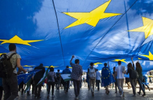 Το Qatargate κλονίζει την εμπιστοσύνη των νέων στην Ευρωπαϊκή Ένωση