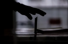 Τάσεις MRB: Πρώτη με διαφορά 20 μονάδων η ΝΔ - Σταθερά στη 2η θέση το ΠΑΣΟΚ