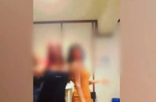 Μεσσηνία: Έστησαν «τρικούβερτο» γλέντι με τσιφτετέλια μέσα στο ΑΤ κατά τη διάρκεια κατάθεσης 