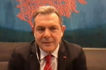 Πυρά Καμμένου σε Σαμαρά: Το αρχαιότερο επάγγελμα στον κόσμο έχει και πολιτική εκδοχή