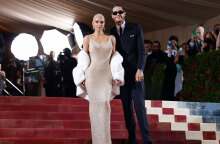 Κιμ Καρντάσιαν και Πιτ Ντέιβιντσον