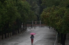 Κακοκαιρία στη χώρα με βροχές και καταιγίδες