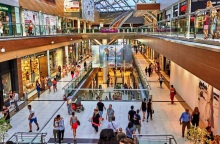 Γεωργιάδης σε ΣΚΑΪ: Θέμα αλλαγής ωραρίου των καταστημάτων δεν υπήρξε για το υπουργείο, και δεν θα υπάρξει