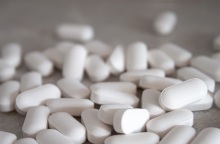 Η «θαυματουργή» θεραπεία υδροξυχλωροκίνη προκάλεσε χιλιάδες θανάτους στην πανδημία