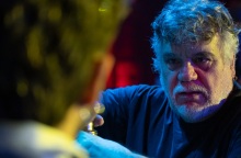 Ο Γιάννης Κακλέας σκηνοθετεί τον Επιθεωρητή του Νικολάι Γκόγκολ