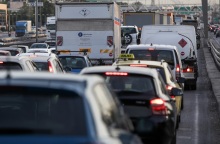 Κίνηση τώρα στους δρόμους