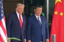 ΗΠΑ-Κίνα: Ο Ντόναλντ Τραμπ και ο Σι Τζινπίνγκ συμφώνησαν σε μείωση δασμών και άρση περιορισμών στις εξαγωγές σπάνιων γαιών μετά από συνάντηση στη Νότια Κορέα.