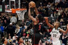 Ήττα των Μπακς από τους Ράπτορς