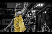 Brose Bamberg-AEK (71-67) | Highlights