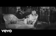Elvis Presley, Kate Moss - The Wonder of You (Official Music Video)