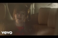 Tracey Thorn - Queen (Official Video)