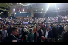 ThessNews - Καταχειροκροτούμενος ο Αλ. Τσίπρας