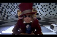 Tom Petty And The Heartbreakers - Don't Come Around Here No More (Official Music Video)
