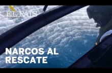 La Guardia Civil obliga a unos narcos a rescatar en el mar a tres agentes