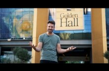 To City Vibes στον υπαίθριο κήπο του Golden Hall με τις πιο funky καντίνες