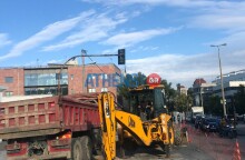 Εργασίες αποκατάστασης δρόμου στο Χαλάνδρι μετά την κακοκαιρία «Μπάλλος»