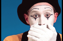 Τα ανθρώπινα δικαιώματα και τα μεγάλα κόμματα