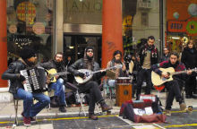 Οι Sailing Tomatoes, παραμονή Πρωτοχρονιάς, live στην πλατεία Αριστοτέλους