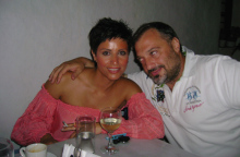 Ο Χρήστος Φερεντίνος με τη σύζυγό του, την ηθοποιό Σοφία Παυλίδου