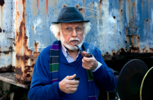 Ο Γιώργος Γραμματικάκης μιλάει με τον Γιώργο Πανόπουλο