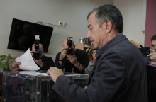 Επιστολή από 59 μέλη του Ποταμιού που ζητούν «συνέδριο τώρα»