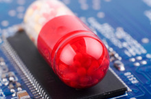 Εγκρίθηκε το πρώτο ψηφιακό χάπι με ηλεκτρονικό αισθητήρα που θα προδίδει όποιον ασθενή δεν το παίρνει