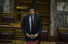 Προϋπολογισμός 2018: Έξτρα φόροι 1 δισ.