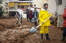 Εντοπίστηκε ακόμα ένας νεκρός στη Μάνδρα - 22 τα θύματα της φονικής κακοκαιρίας