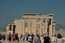 Κορυφαίος τουριστικός προορισμός για το 2018 η Ελλάδα, γράφει η Daily Telegraph 