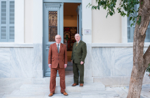 Gilbert & George: Κάνουμε τους φιλελεύθερους πολύ νευρικούς