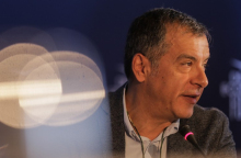 theodorakis.jpg