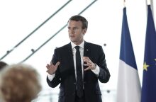 Ανοιχτή στήριξη Μακρόν σε Ματαρέλα 