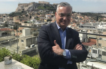 Νίκος Βατόπουλος