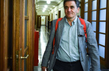 tsakalotos.jpg